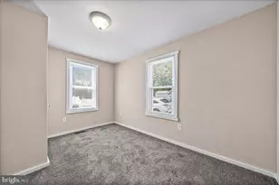 1242 Chestnut St, Marcus Hook, PA 19061 - Photo 22