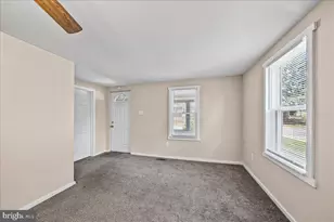 1242 Chestnut St, Marcus Hook, PA 19061 - Photo 6