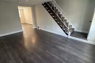 216 W Washington Ave, Clifton Heights, PA 19018 - Photo 2