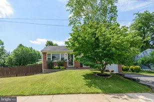 1100 Wynnbrook Rd, Secane, PA 19018 - Photo 2