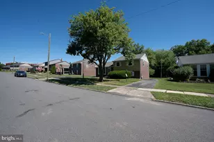 437 Rittenhouse Cir, Havertown, PA 19083 - Photo 54
