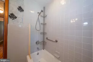 437 Rittenhouse Cir, Havertown, PA 19083 - Photo 28