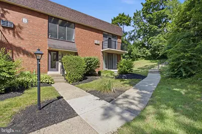 100 E Glenolden Avenue #B-6, Glenolden, PA 19036 - Photo 2