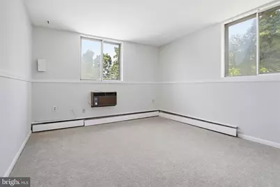 100 E Glenolden Avenue #B-6, Glenolden, PA 19036 - Photo 10
