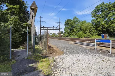100 E Glenolden Avenue #B-4, Glenolden, PA 19036 - Photo 16