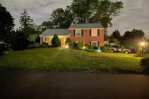 113 Lombardy Dr, Wallingford, PA 19086 - Photo 2