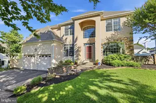 303 Langford Rd, Broomall, PA 19008 - Photo 2