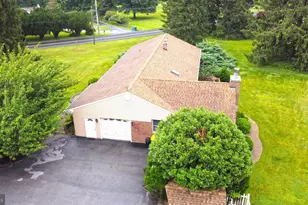 6 Patricia Ln, Glen Mills, PA 19342 - Photo 4
