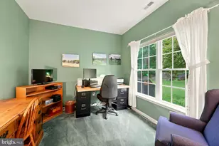 17 Brentwood Rd, Boothwyn, PA 19061 - Photo 14
