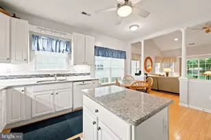 17 Brentwood Rd, Boothwyn, PA 19061 - Photo 6