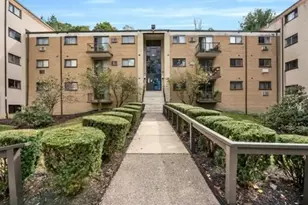 400 Glendale Rd, Havertown, PA 19083 - Photo 1