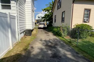 16 W Roland Rd, Brookhaven, PA 19015 - Photo 6