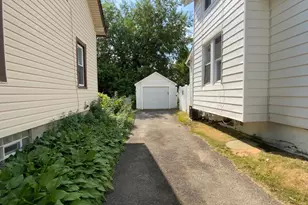 16 W Roland Rd, Brookhaven, PA 19015 - Photo 2