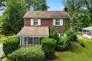 204 N Woodlawn Ave, Aldan, PA 19018 - Photo 2