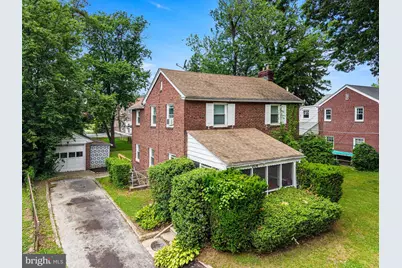 204 N Woodlawn Avenue, Aldan, PA 19018 - Photo 1