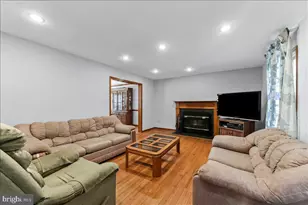 1577 Spring Meadow Ln, Garnet Valley, PA 19060 - Photo 6