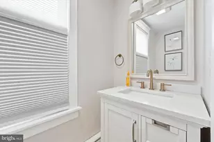 204 Harding Ave, Havertown, PA 19083 - Photo 10