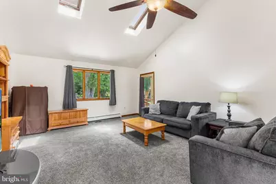 2 Fox Run, Garnet Valley, PA 19060 - Photo 2