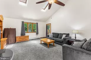 2 Fox Run, Garnet Valley, PA 19060 - Photo 2