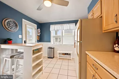 412 Hazel Avenue, Folsom, PA 19033 - Photo 18