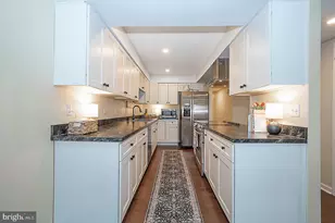 209 E Chelsea Cir, Newtown Square, PA 19073 - Photo 8