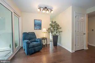 209 E Chelsea Cir, Newtown Square, PA 19073 - Photo 18