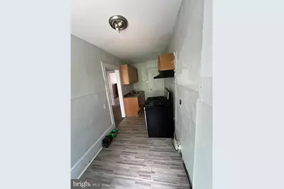332 W 15th Street, Chester, PA 19013 - Photo 4