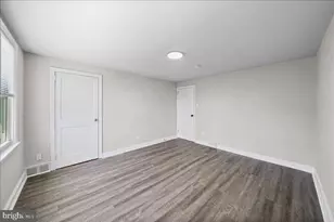 407 W 21st St, Chester, PA 19013 - Photo 12