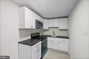 407 W 21st St, Chester, PA 19013 - Photo 10