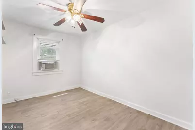 1038 Lawrence Avenue, Darby, PA 19023 - Photo 16