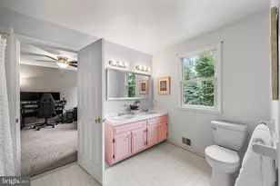 112 Hunt Valley Cir, Berwyn, PA 19312 - Photo 32