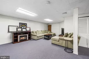 112 Hunt Valley Cir, Berwyn, PA 19312 - Photo 34