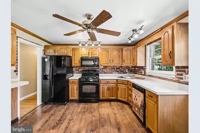 4899 Jackson Drive, Brookhaven, PA 19015 - Photo 8