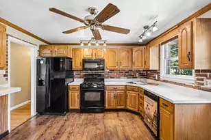 4899 Jackson Dr, Brookhaven, PA 19015 - Photo 8