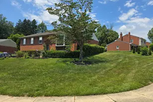 4899 Jackson Dr, Brookhaven, PA 19015 - Photo 2
