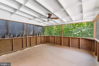 390 Glen Cove, Collingdale, PA 19023 - Photo 12