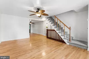 390 Glen Cove, Collingdale, PA 19023 - Photo 2