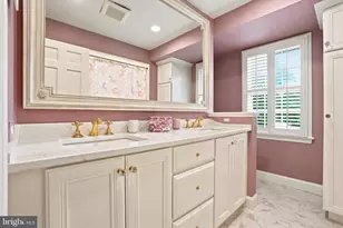 736 Governor Cir, Newtown Square, PA 19073 - Photo 32