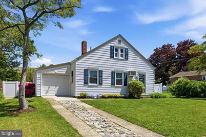 702 Hood Road, Swarthmore, PA 19081 - Photo 2