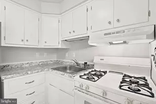 126 4th Ave, Broomall, PA 19008 - Photo 6
