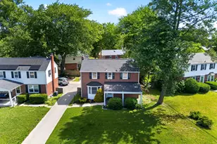 119 Heatherwood Rd, Havertown, PA 19083 - Photo 4