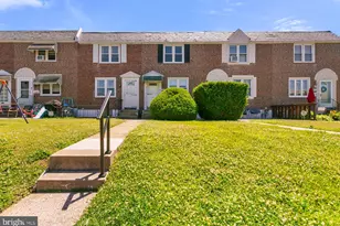 825 Surrey Ln, Glenolden, PA 19036 - Photo 1