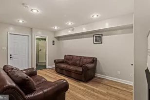 377 E Madison Ave, Clifton Heights, PA 19018 - Photo 10