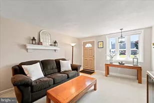 5220 Gramercy Dr, Clifton Heights, PA 19018 - Photo 4