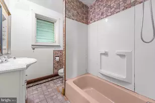 1362 Elmwood Ave, Sharon Hill, PA 19079 - Photo 24