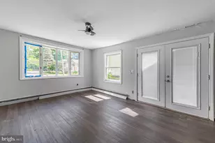 1362 Elmwood Ave, Sharon Hill, PA 19079 - Photo 16