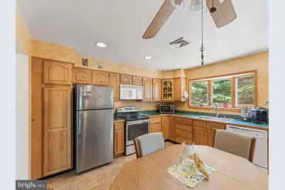 2165 Overlook Drive, Aston, PA 19014 - Photo 12