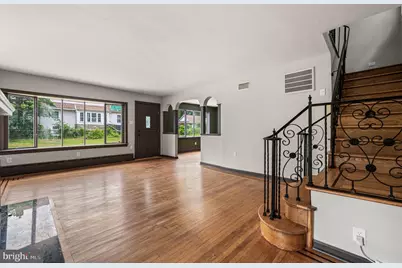 233 S Fairview Avenue, Upper Darby, PA 19082 - Photo 6
