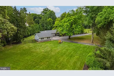 601 Coopertown Road, Haverford, PA 19041 - Photo 4
