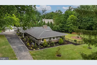 601 Coopertown Road, Haverford, PA 19041 - Photo 2